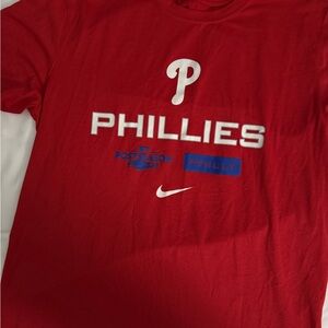 Nike red Philadelphia Phillies t-shirt #MLB #baseball